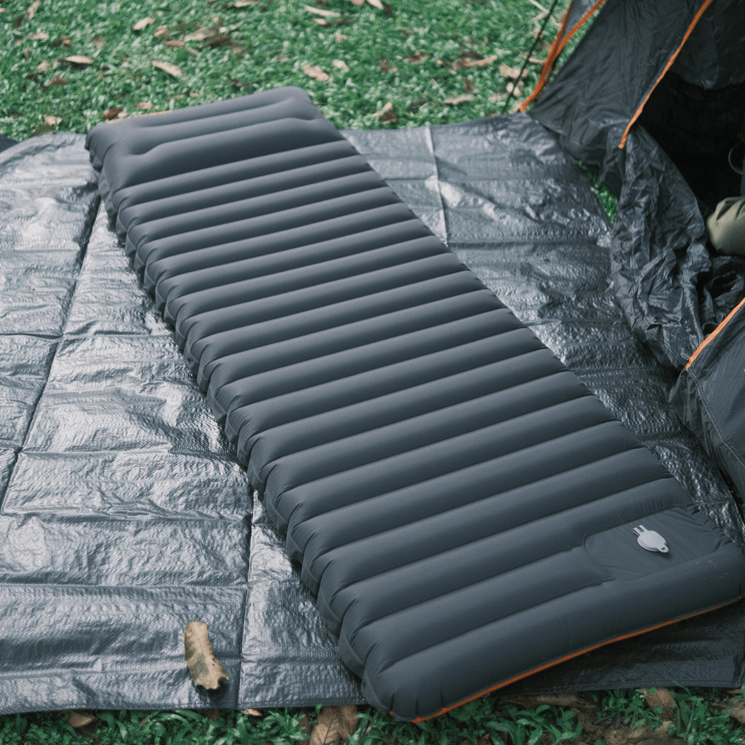 TAHAN Panthera Inflatable Sleeping Pad lifestyle 10 - TAHAN Outdoor