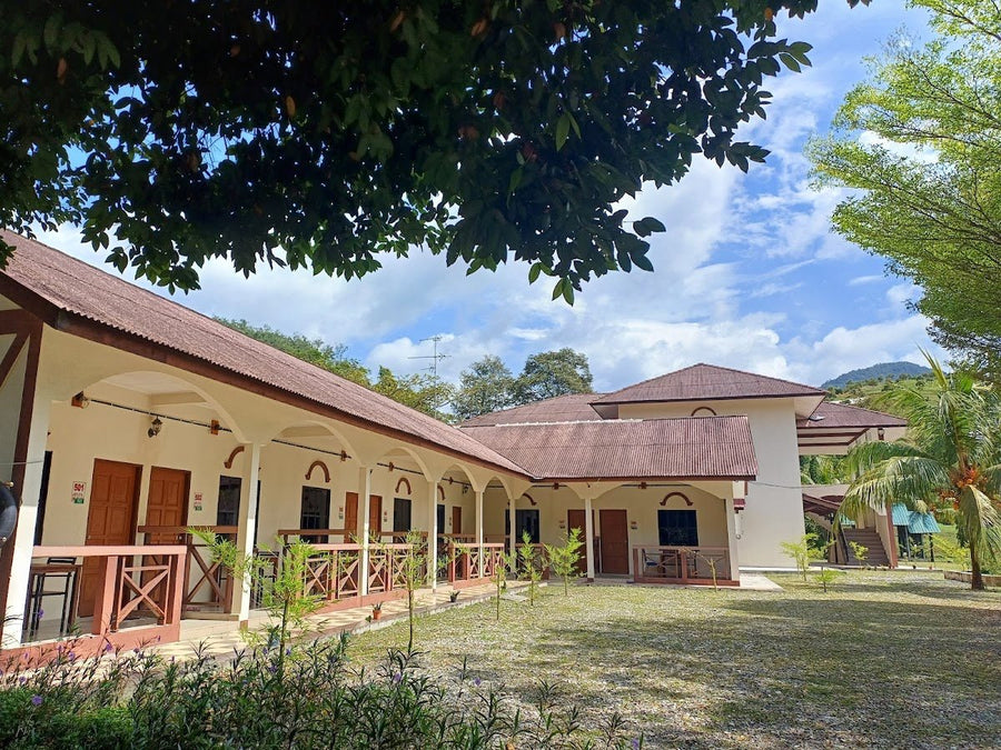 Lemuni Retreat & Training Centre Kerling — The Riverside Getaway That's Actually Good - TAHAN Outdoor