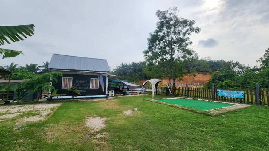 Rumah Kabin dan Tapak Khemah, Ayer Molek — A Chill Family Stop in Melaka - TAHAN Outdoor