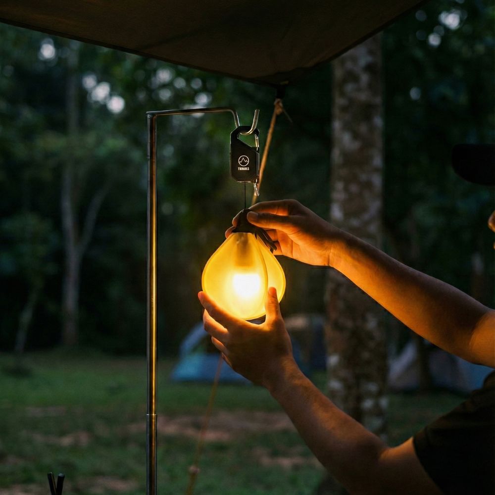 TAHAN Protract Carabiner Lamp & Diffuser