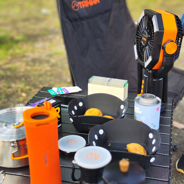 TAHAN Flexlite Chair picnic spread - community grid