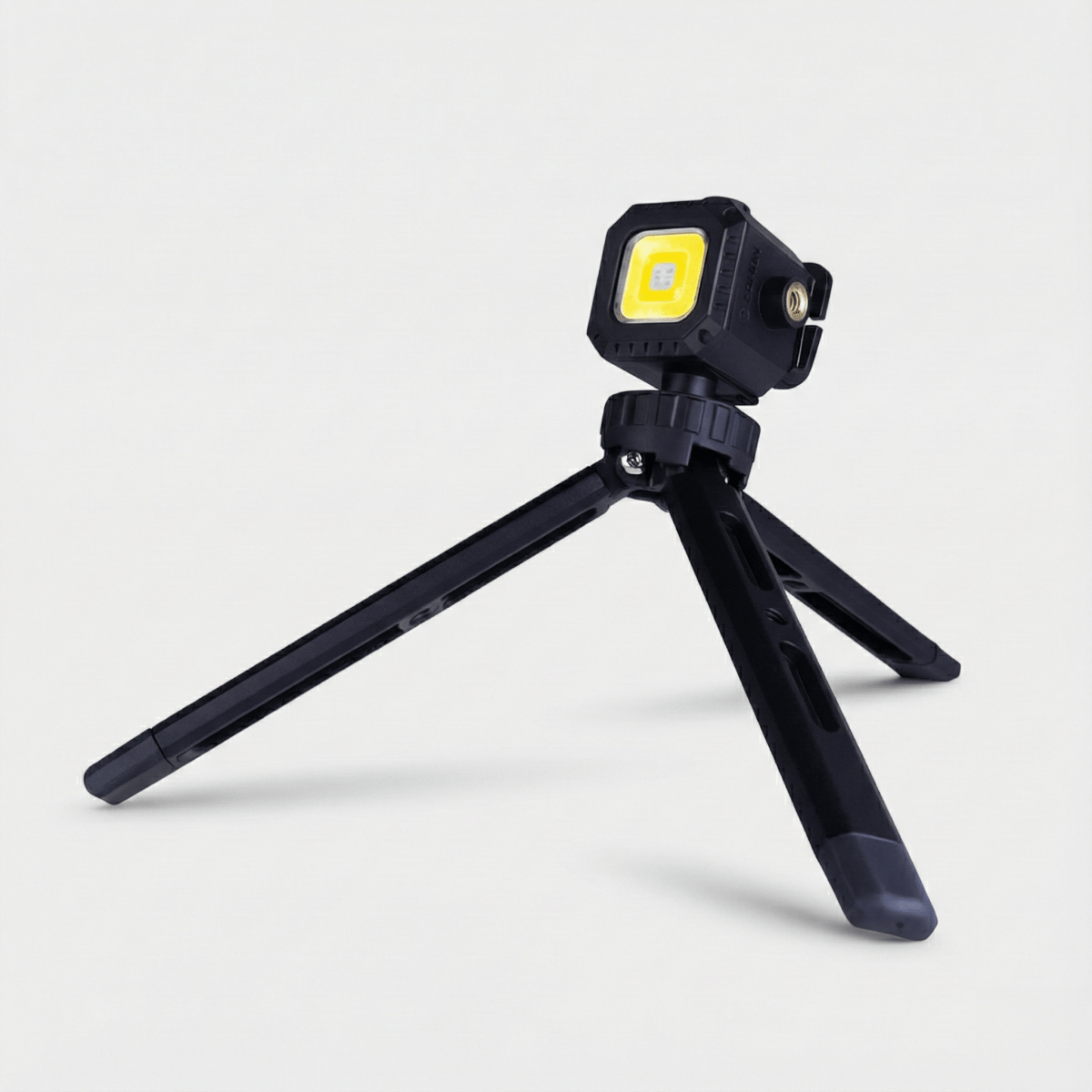 TAHAN Outdoor Aluminum Tripod Stand - TAHAN Worldwide - TRITH018BK