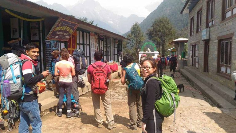Everest Base Camp [Day 1] – Lukla to Phakding