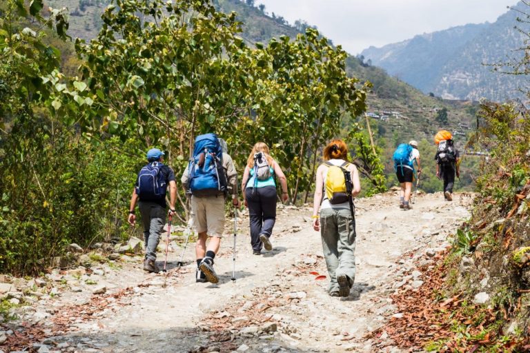 How to protect yourself from the sun while being outdoors? | TAHAN How to protect yourself from the sun while being outdoors?