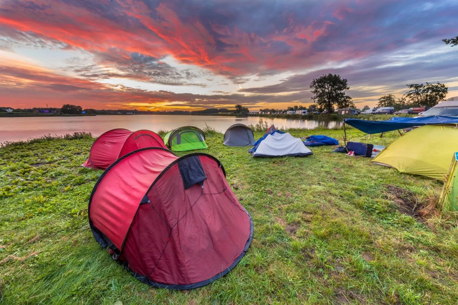 Basic Camping Tips for Beginners, TAHAN, dome tents camping near lake PCL2YNB jpg,