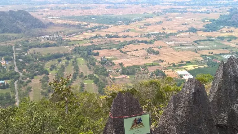 Wang Gunung, Perlis Indera Kayangan