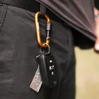 TAHAN Screwlock Carabiner 2