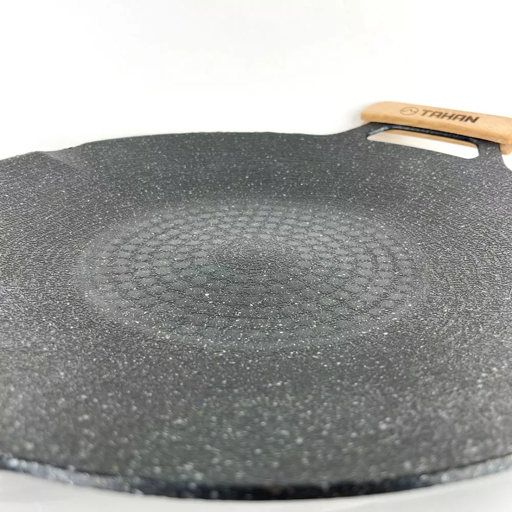 tahan-grill-pan-close-up-2 tahan-grill-pan-close-up-2
